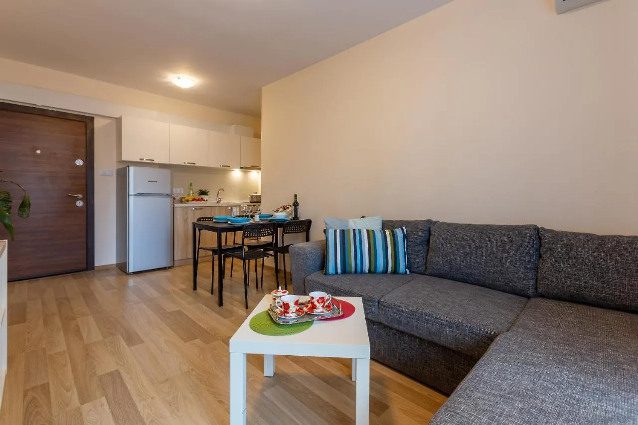 Apartments Flora Burgas 0*,  Bulgarie